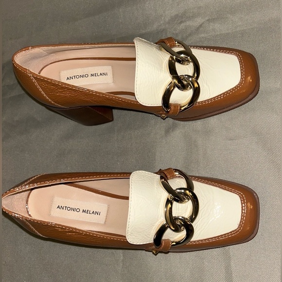 Antonio Melani Patent Leather Chunky Heel Harpez Heel Size 6.5 *LIKE NEW* - Picture 5 of 7